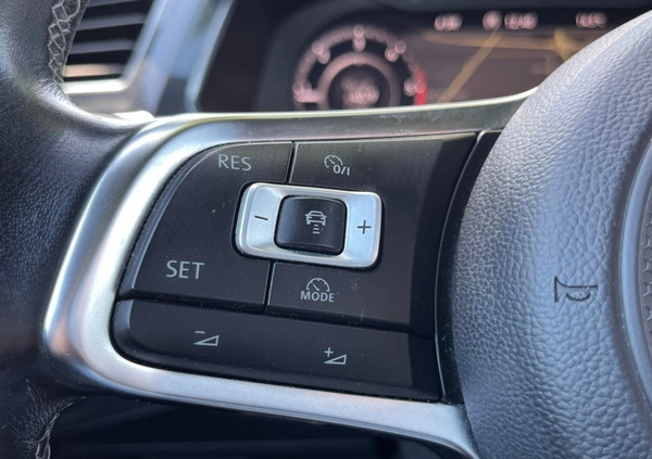 Volkswagen Tiguan Allspace cena 99900 przebieg: 247153, rok produkcji 2018 z Wąchock małe 781